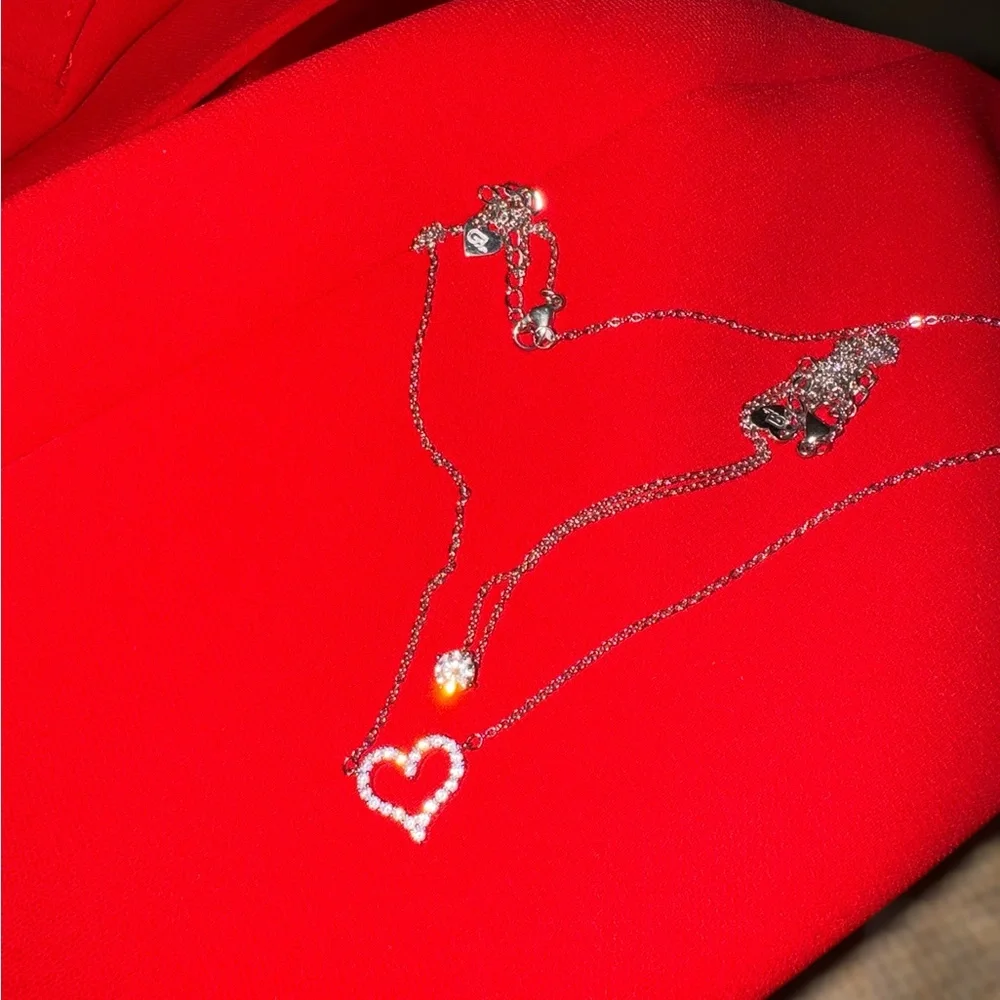 Necklaces - Picture 4 of 4